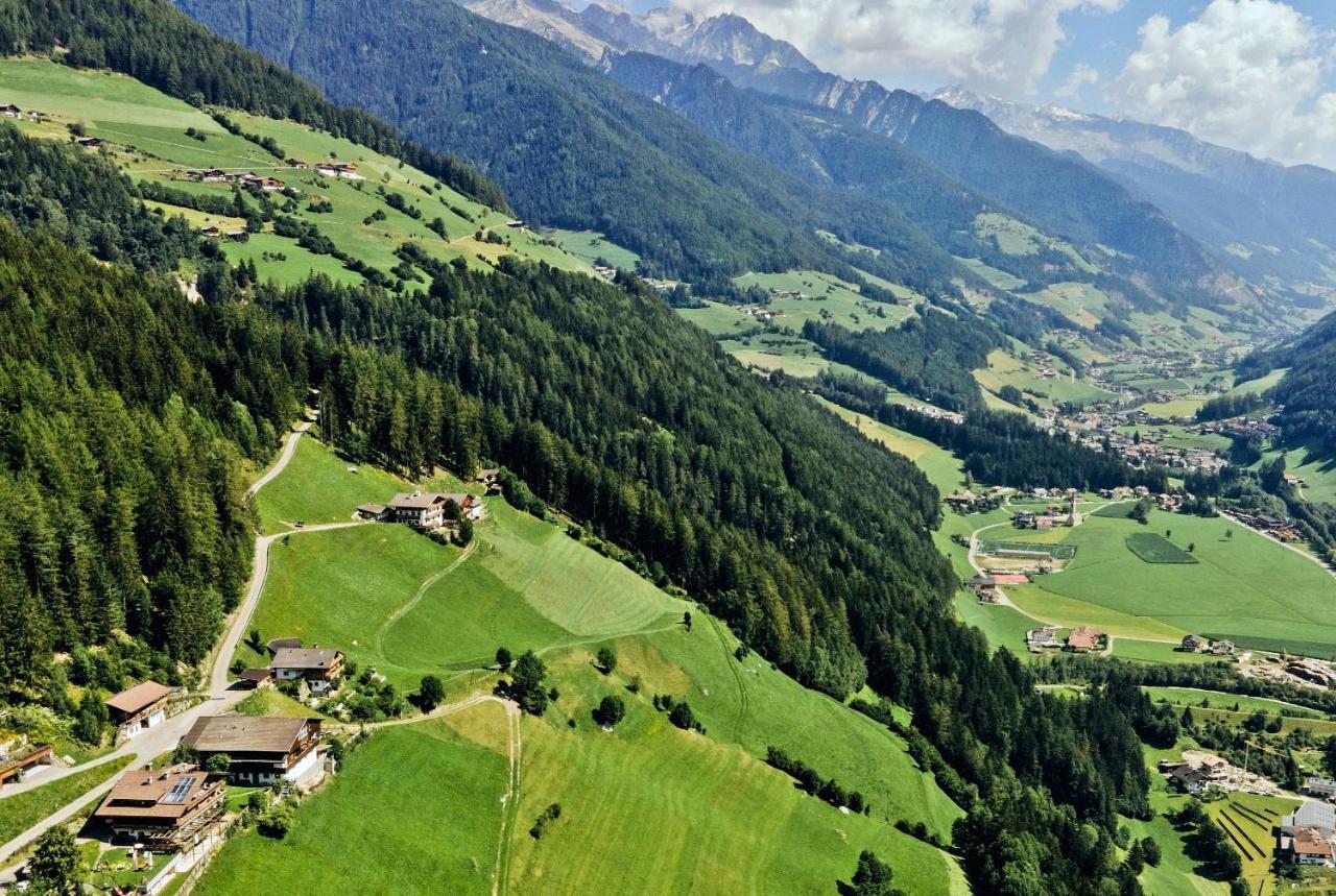 Grossstahlhof Mountain & Panorama View Appartement Ahrntal Buitenkant foto